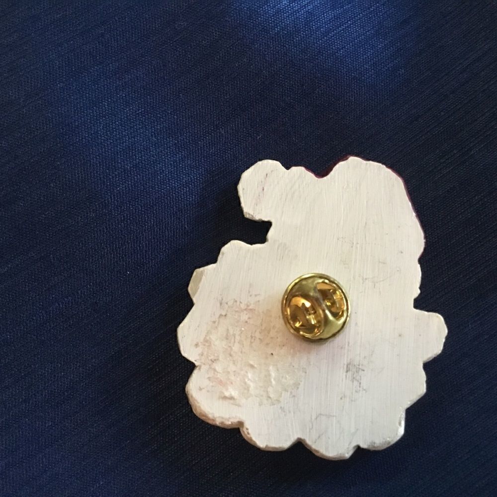 Santa Pin   - Picture 3 of 3